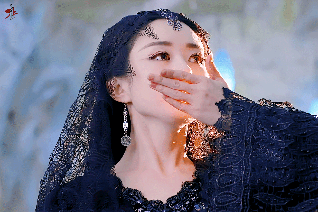 此女完全是魅魔来的