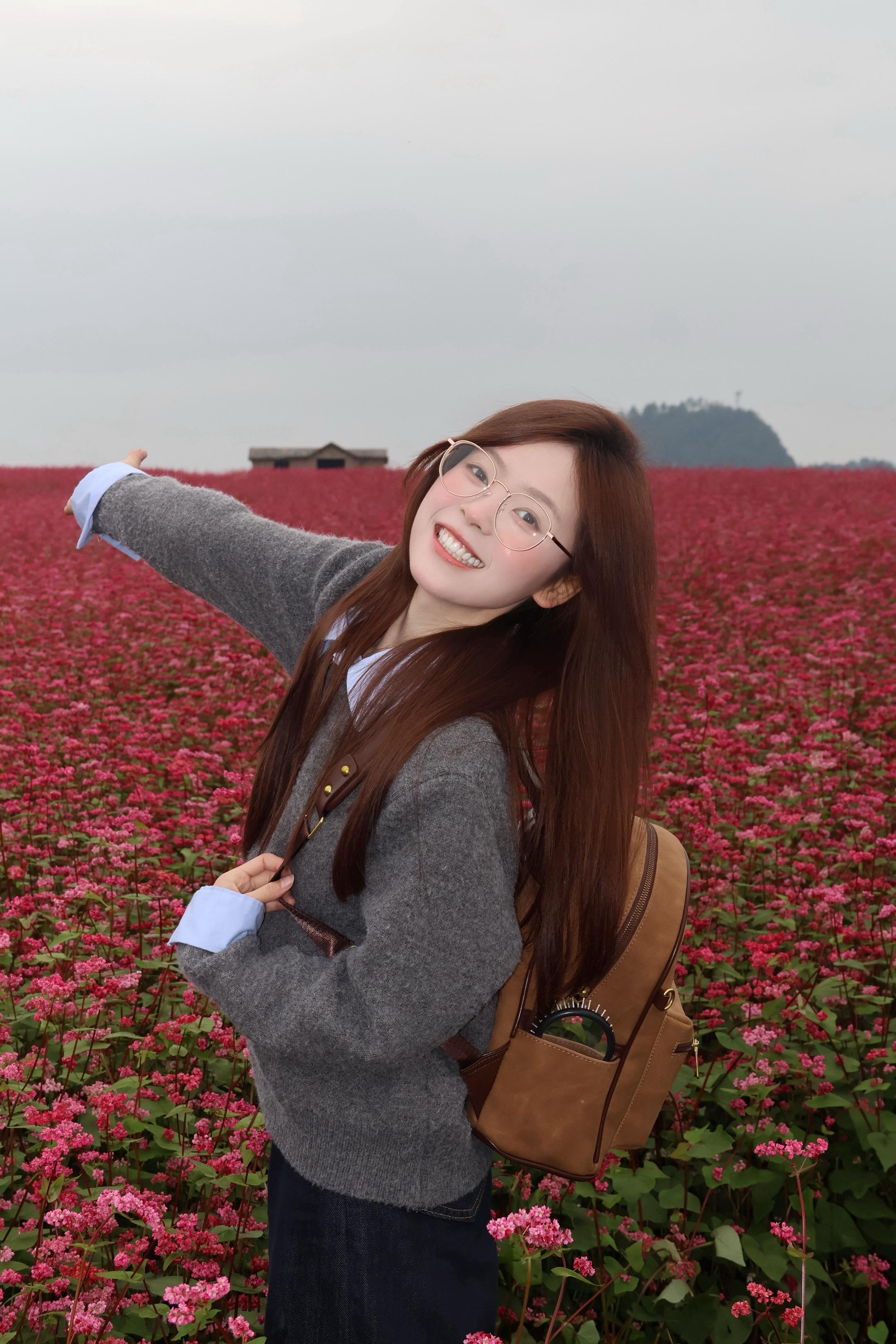 这么好看的花肯定要和你一起看。