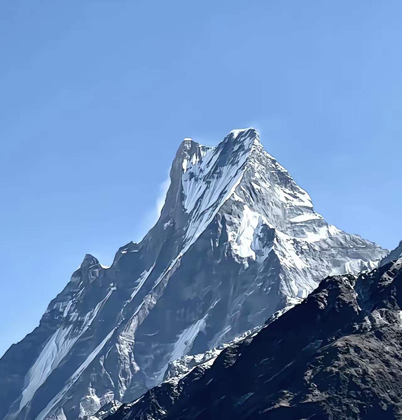 政府介入，安踏高层，这次要头疼了
安踏高层，一定没有想到，他们2019年收购的高