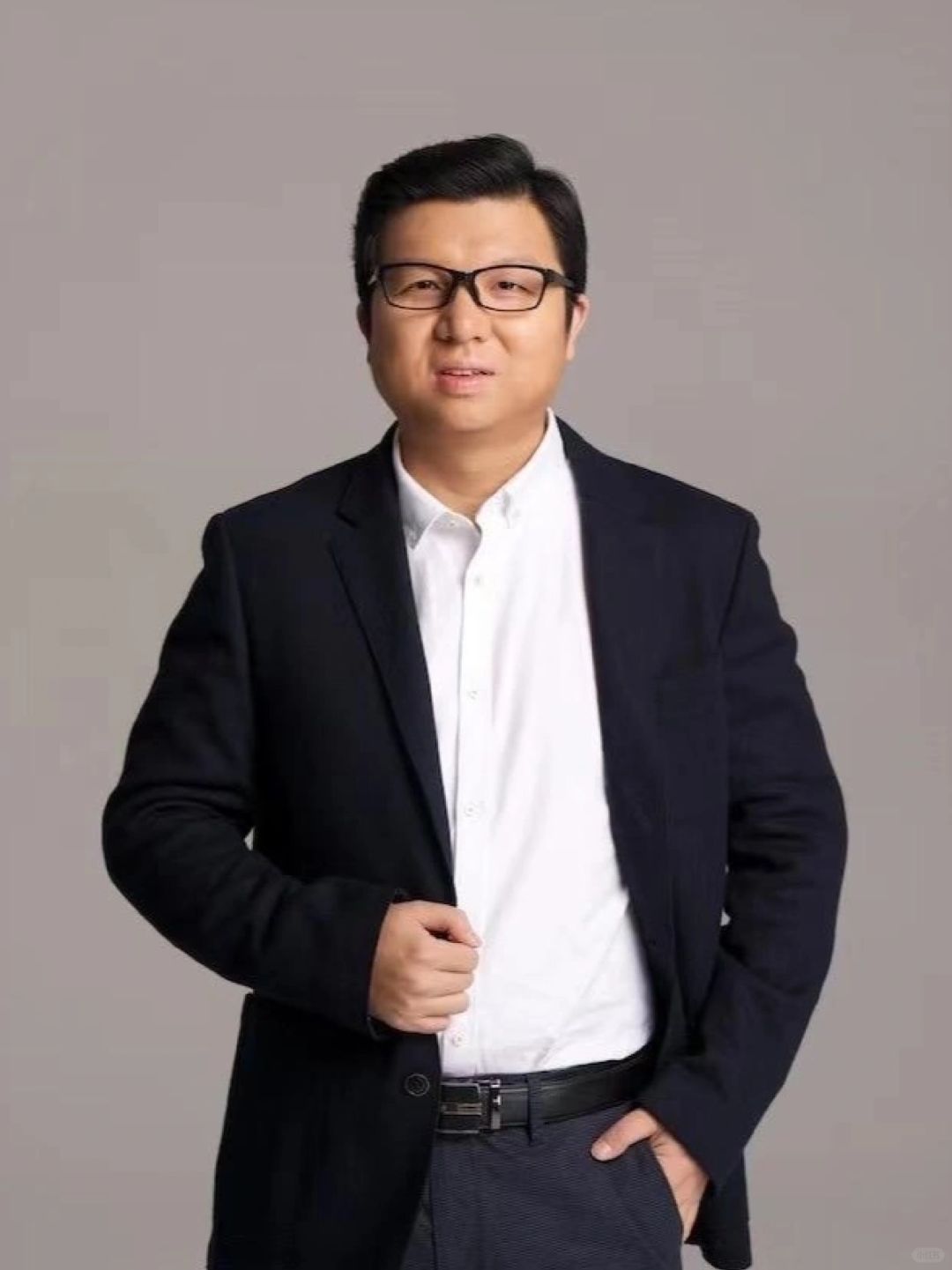 41岁，董事长他不干了