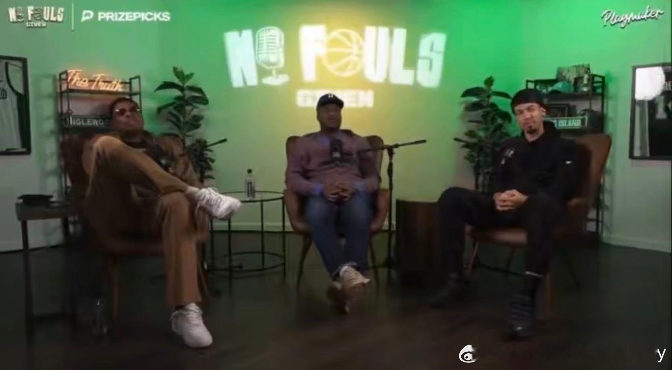 丹尼格林：巅峰期的哈登，他和杜兰特是我职业生涯中遇到过最难防的两个混蛋，也是历史