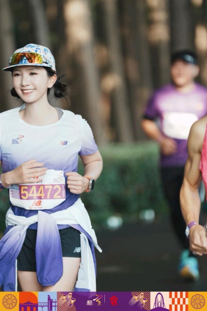 人生首马！完赛啦！过终点的时候哇地哭出来选了一些图先发给你们看，心路历程很明显了