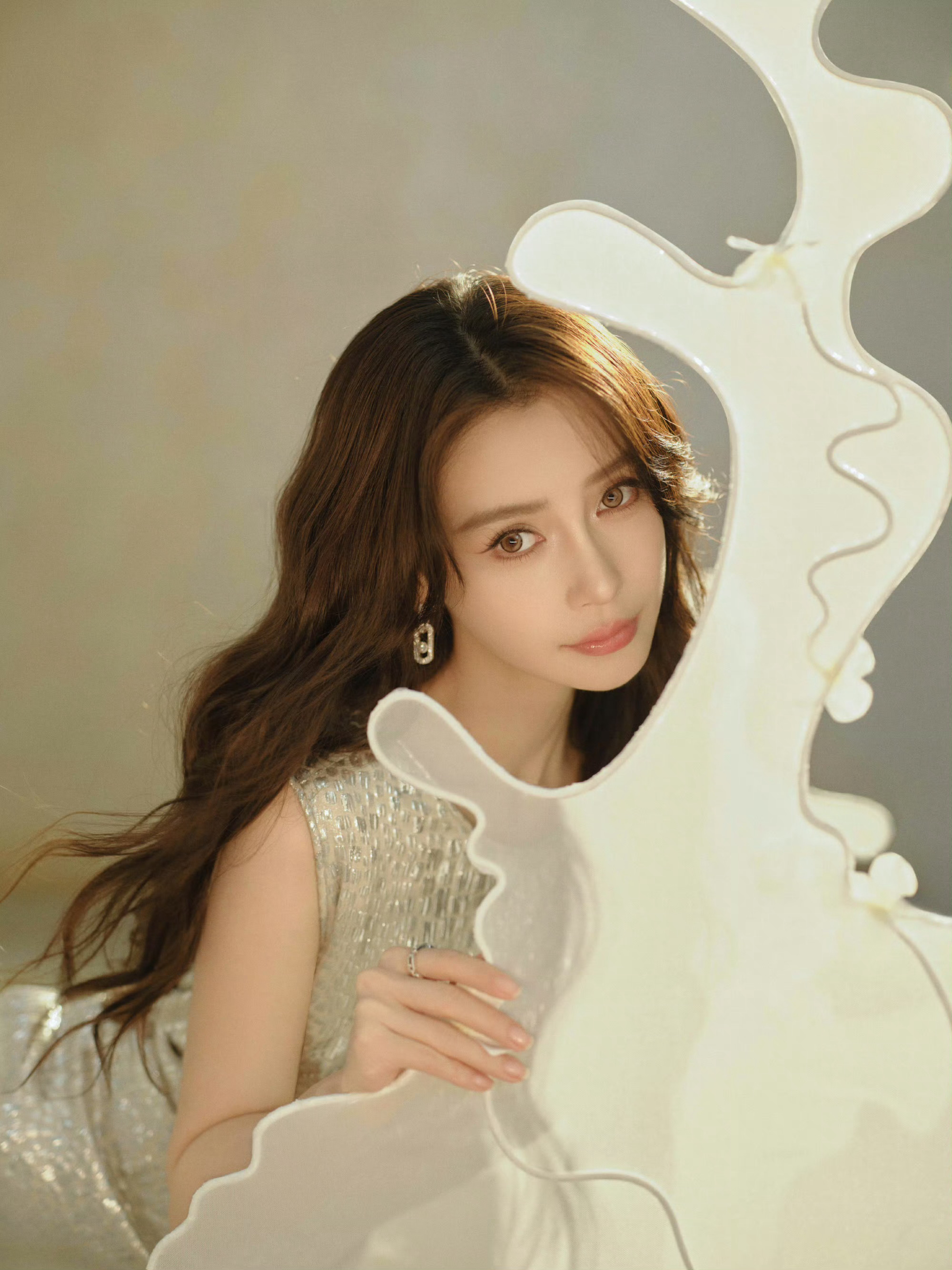 angelababy angelababy你在的话 狂风暴雨也是好天气૮ ˃̵ 