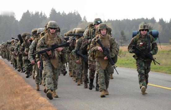 中东刚冒出来一丢丢和平的影子，特朗普直接就给搅黄了，当地时间4月8号那天，特朗普