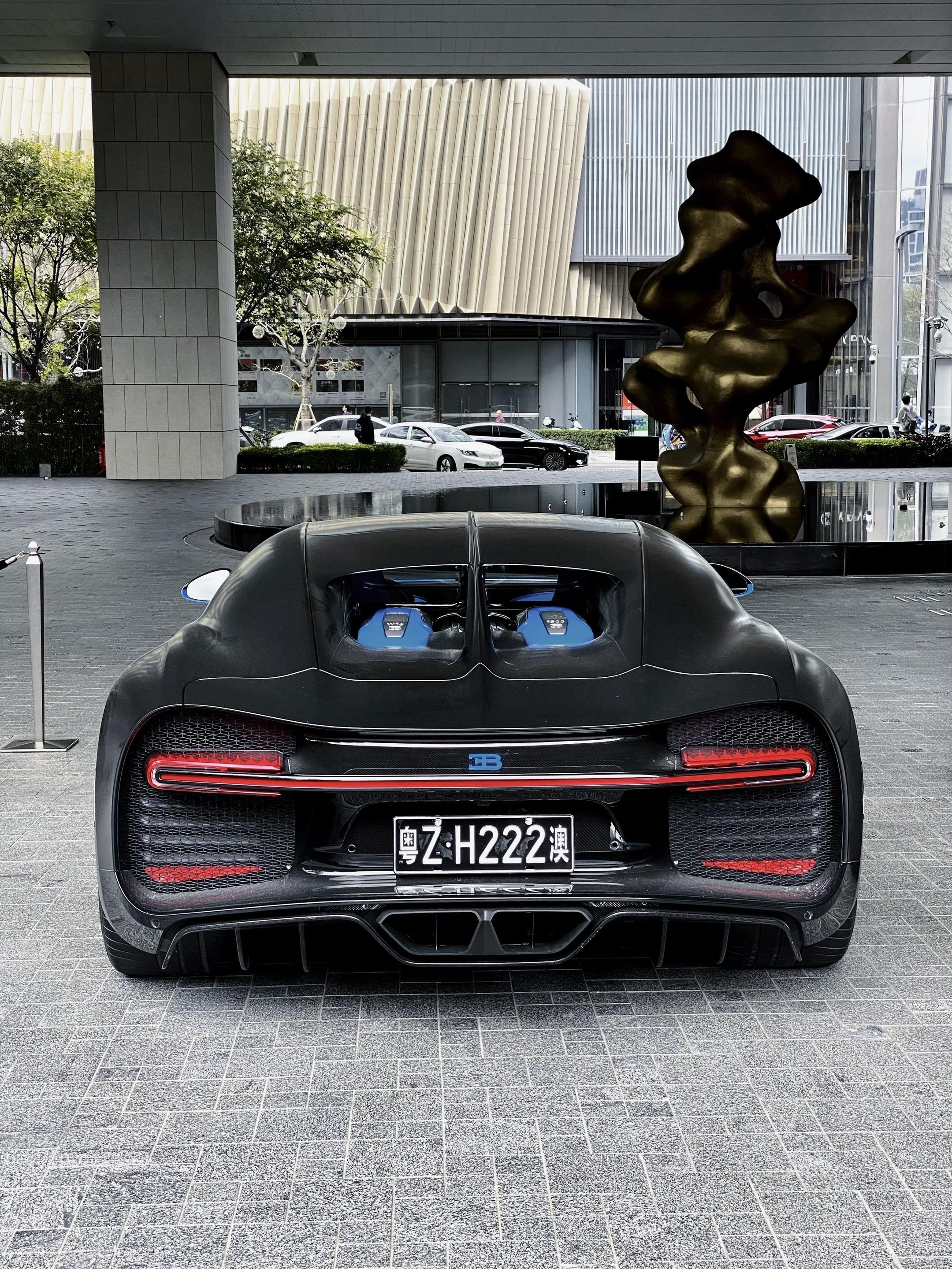 深圳布加迪Chiron.百闻不如一见🤩极具辨识度的W16八眼肥龙！ ...