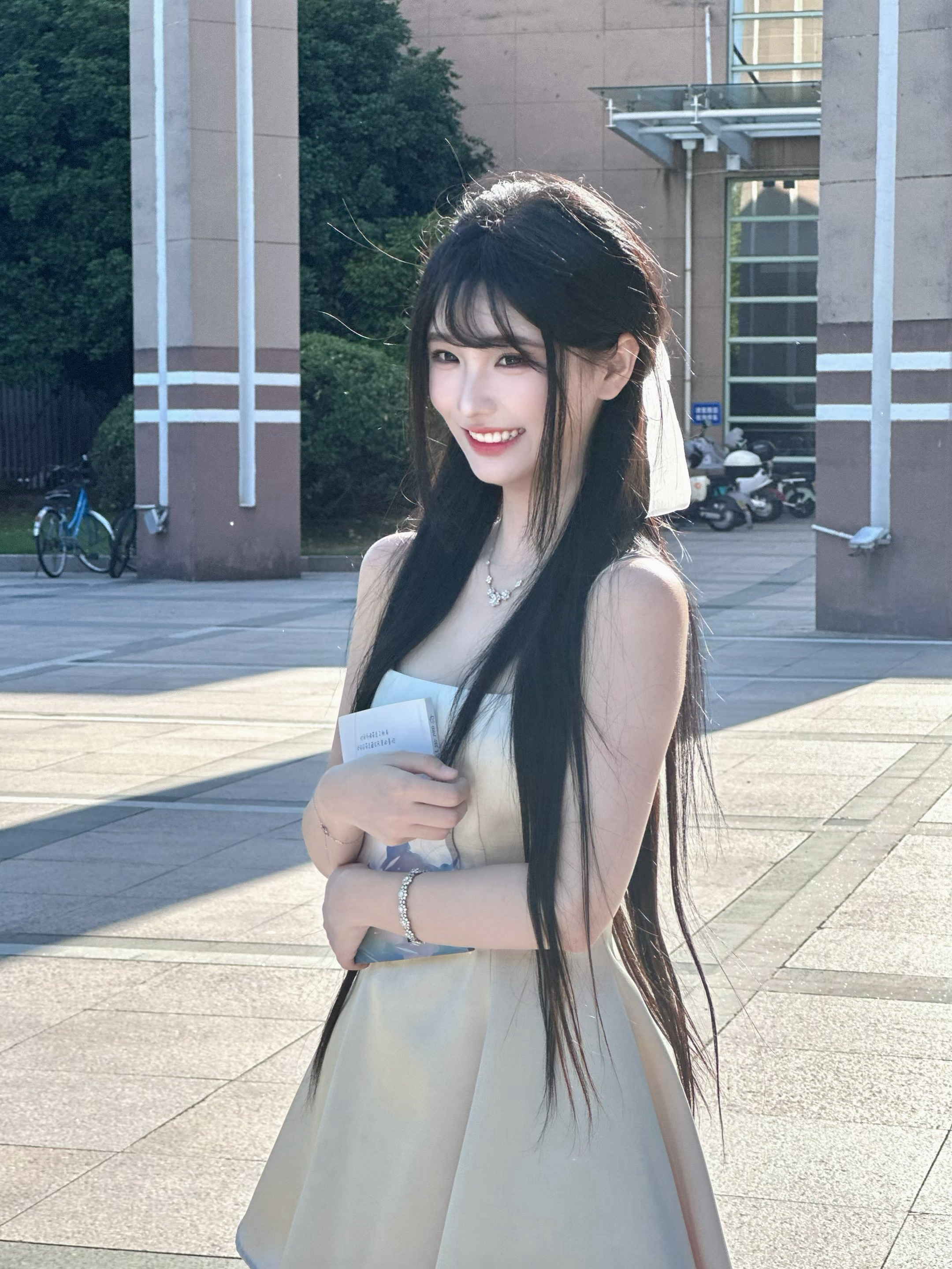 被蚊子咬了一腿包 