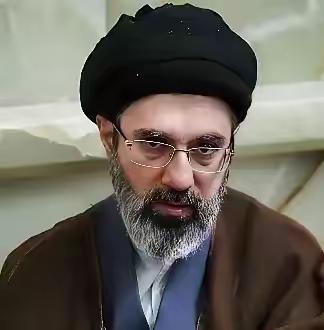 伊朗现在终于明白过来了，自己不管买什么装备都没用，现在的当务之急就是要把美国在自