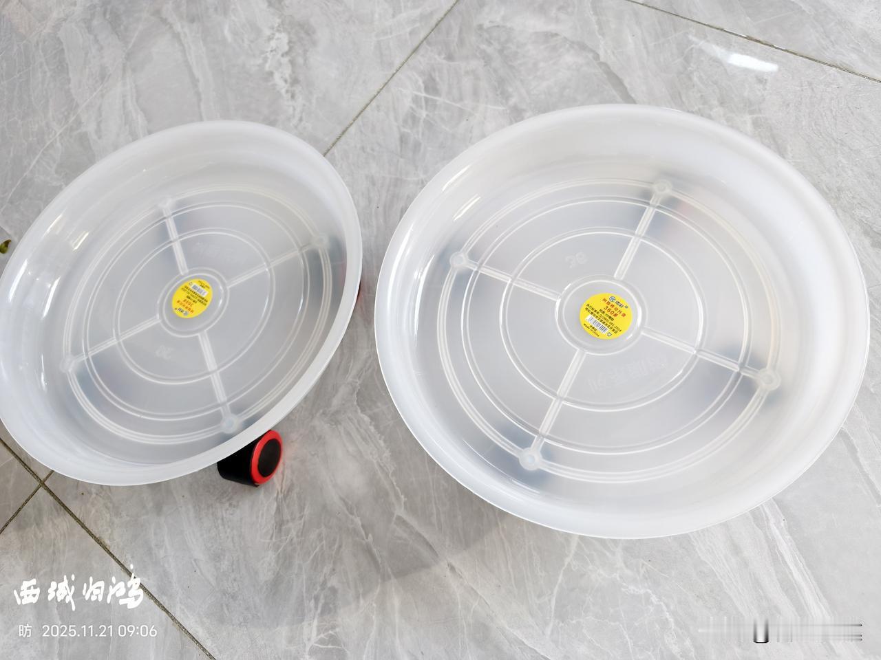 都说现在网络发达，商品价格透明，线上线下价格相差不大。但一次购买花盆底座的经历也