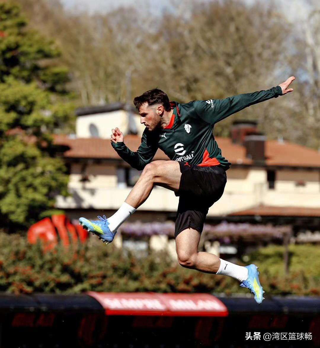 当巴西不再桑巴，德国丢了铁血，意大利褪去链式防守——足坛三甲豪门的集体堕落，活像