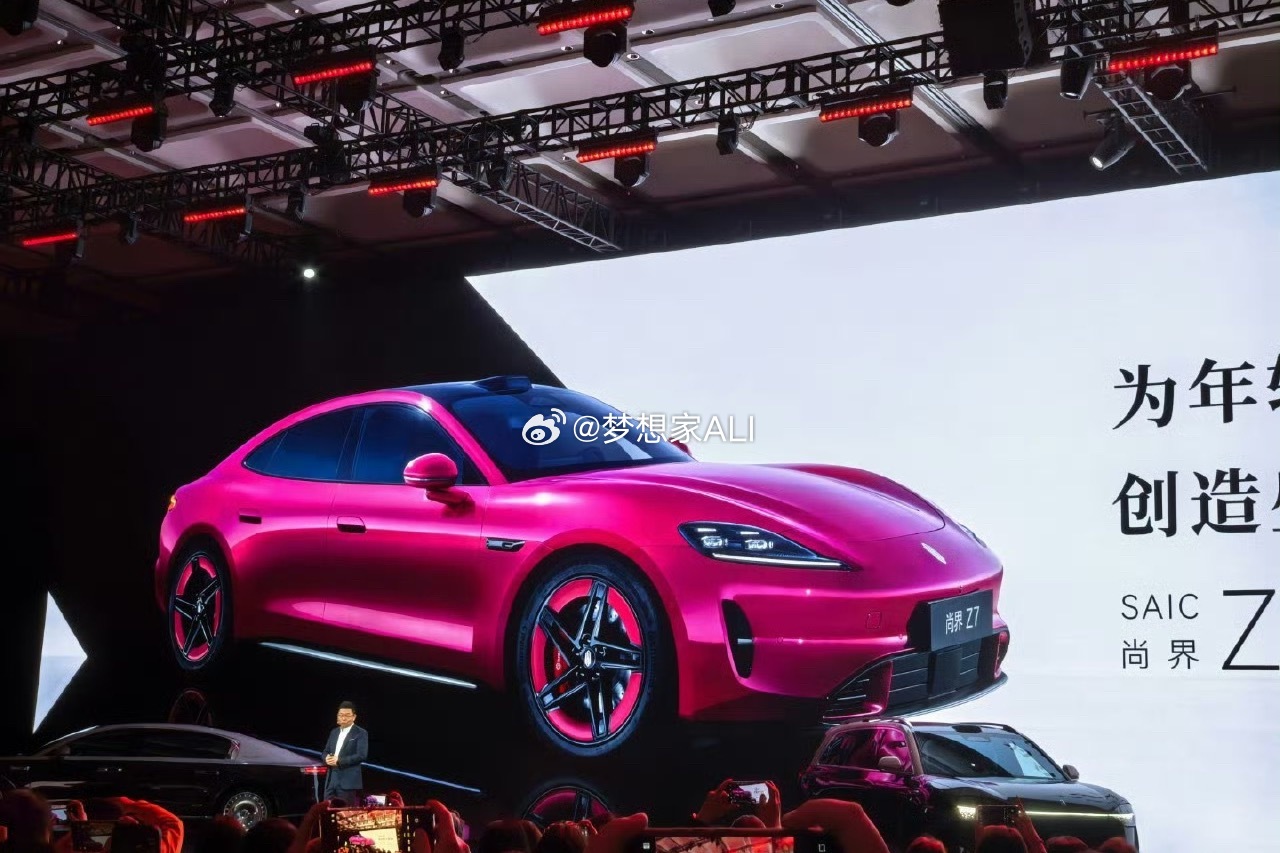 优秀的设计总是那么  心有灵犀 心心相印 心领神会  心照不宣 情投意合 同心合