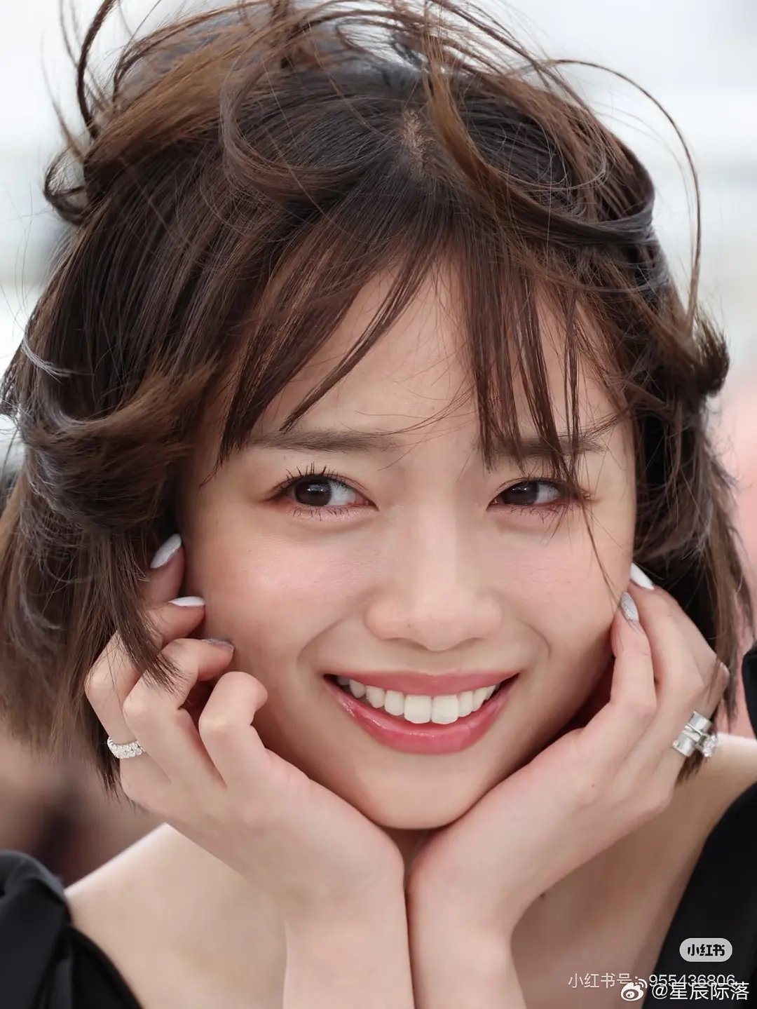 内🐟化妆师和其他地区的我找了对比图，你觉得谁更美 