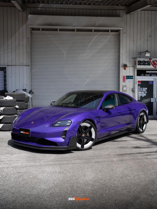 超帅的它来了😎实物～Taycan Turbo GT！
