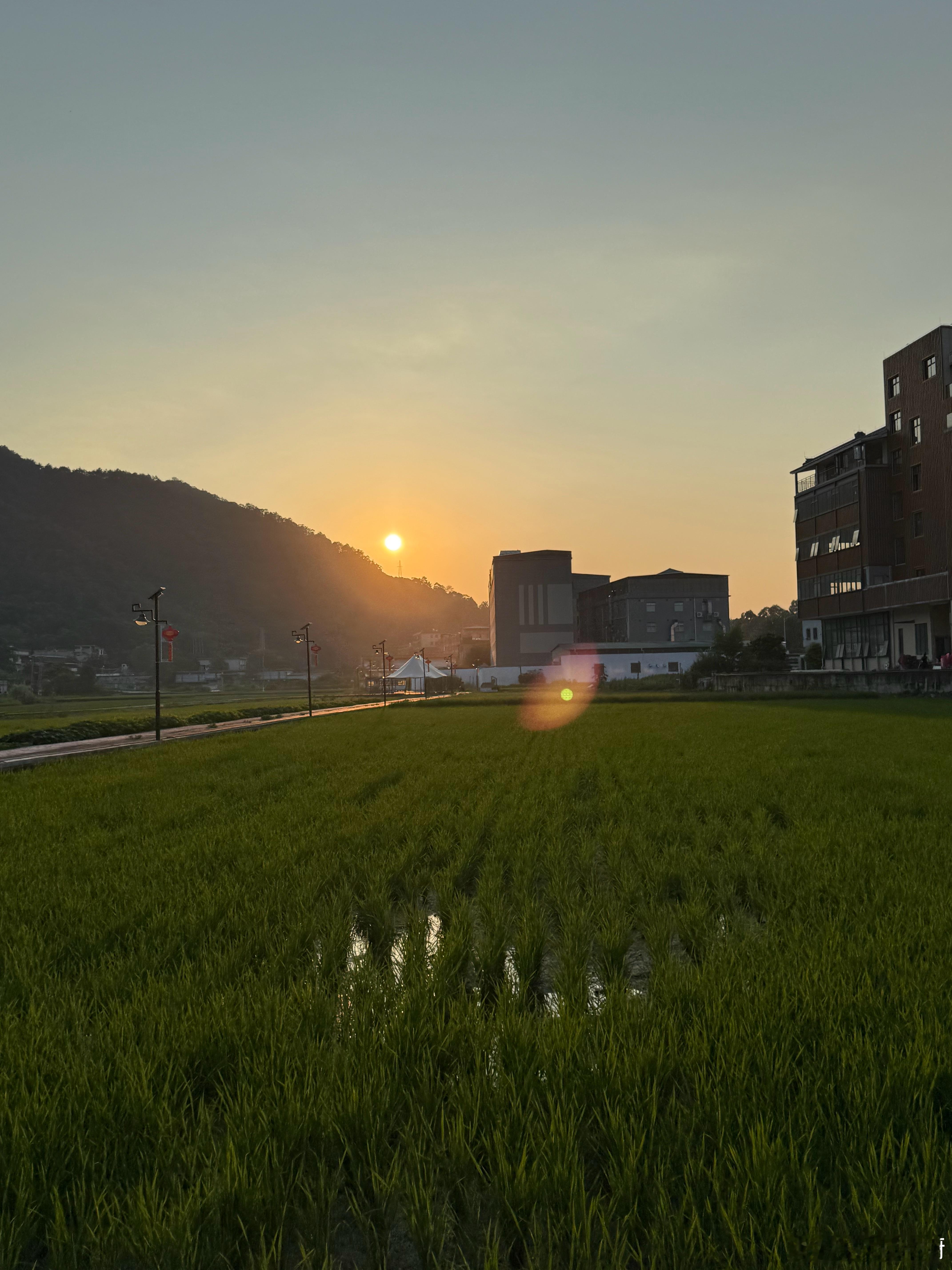 早上好，今天闹钟准时响了吗元气早餐[超话] ​​​
