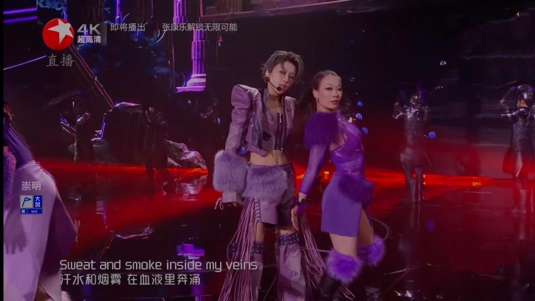 刘雨昕跨年新歌首秀 跨年舞台被刘雨昕承包了！新歌首秀全开麦稳如CD，舞蹈卡点精准