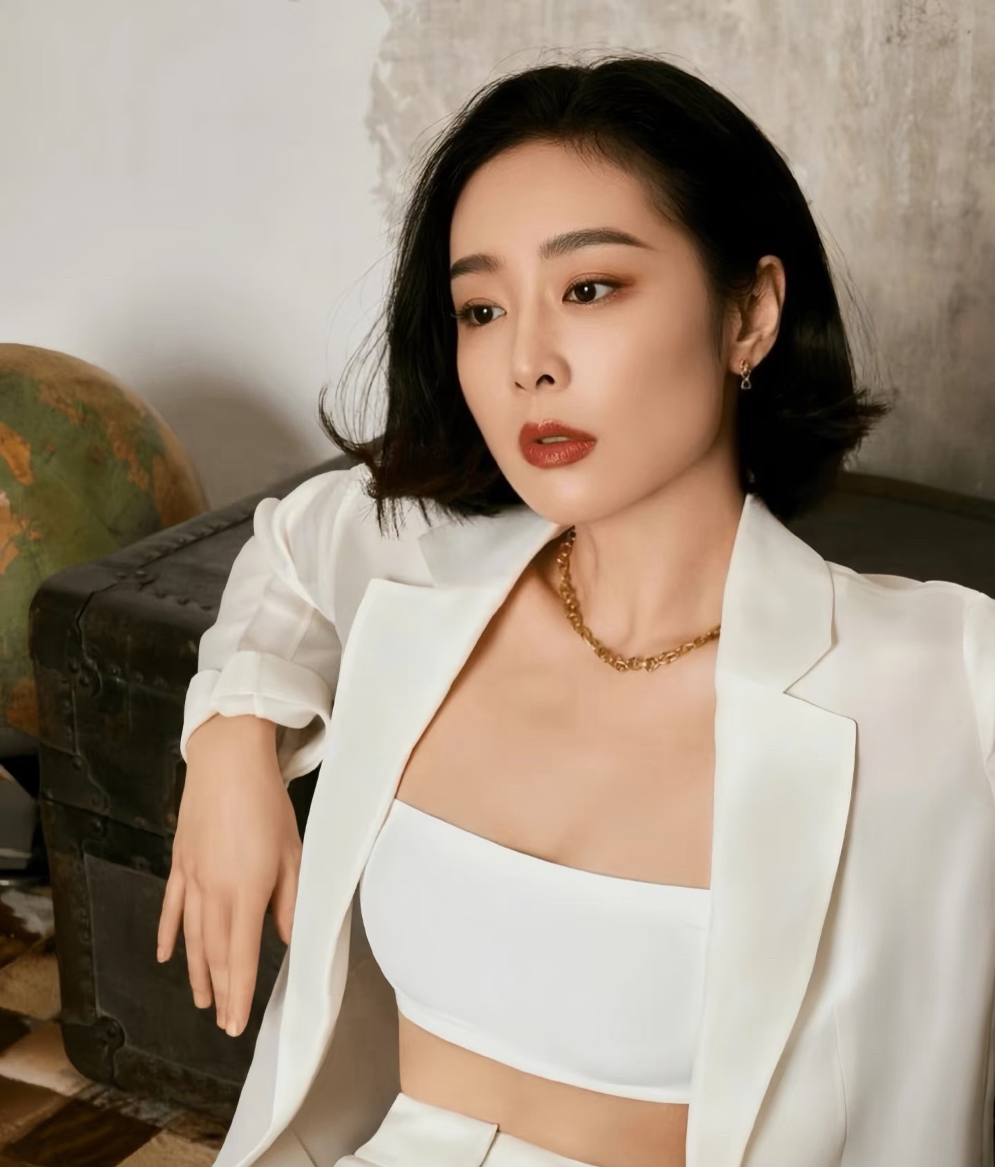 王星越高叶好浓的姐狗味王星越高叶同框好浓的姐狗味儿，对我眼睛简直太友好了！