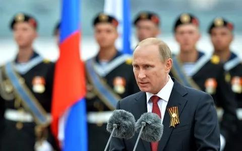 突发！！俄罗斯正式禁止 LGBT。相关组织和团体将被清算。。(信息来源推特)