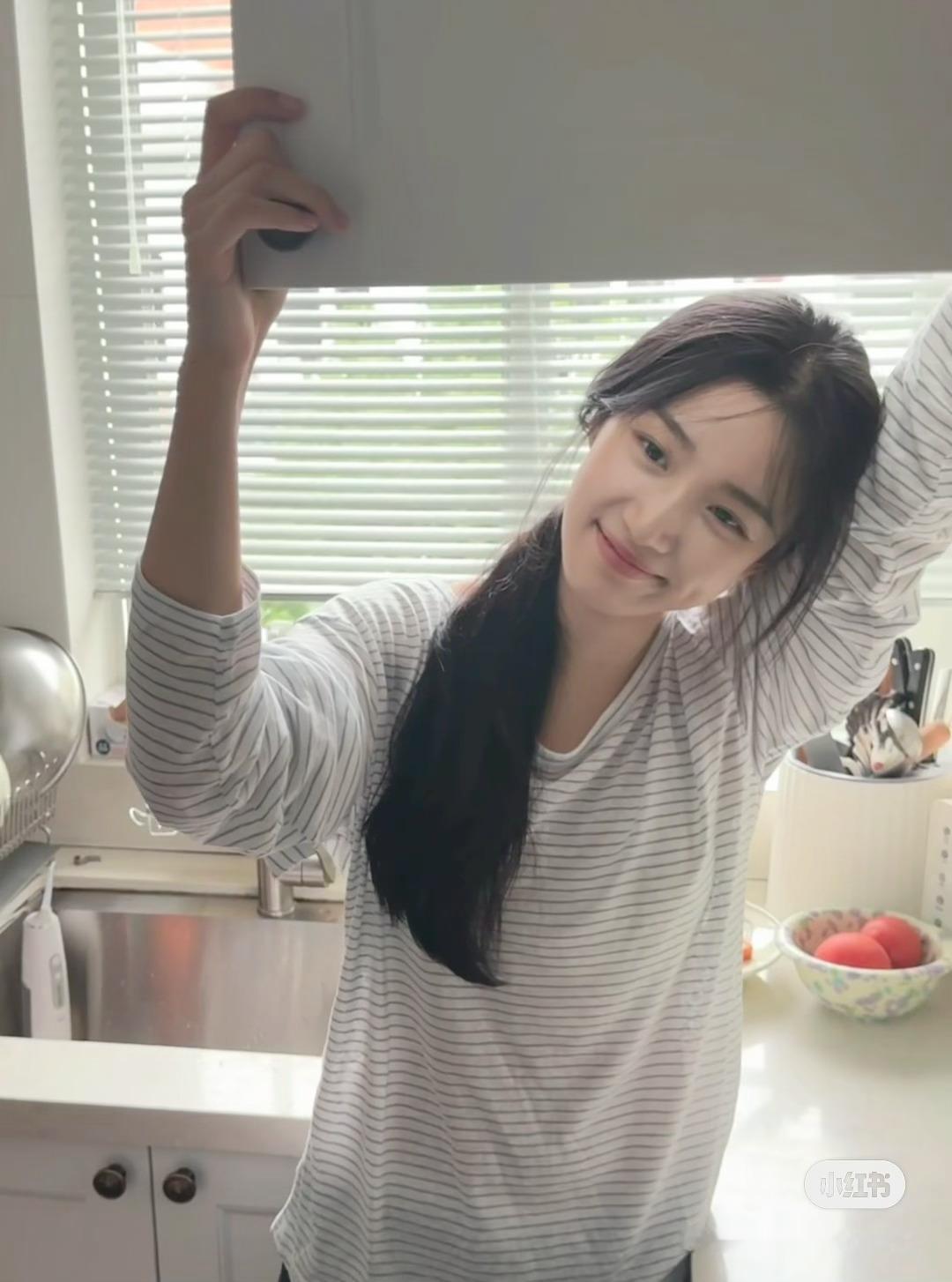 卢昱晓   🌷卢昱晓轧戏🌷卢昱晓胡羞“敬你恣意蔓生的野心，敬你永无止尽的青春