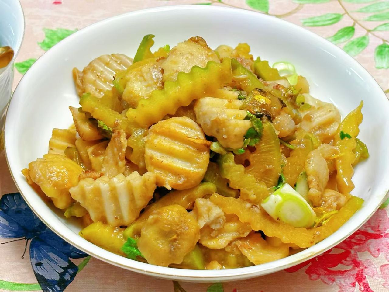 不管什么时候，生命和健康都排在第一位，在他们两个面前，其他都要靠后站。