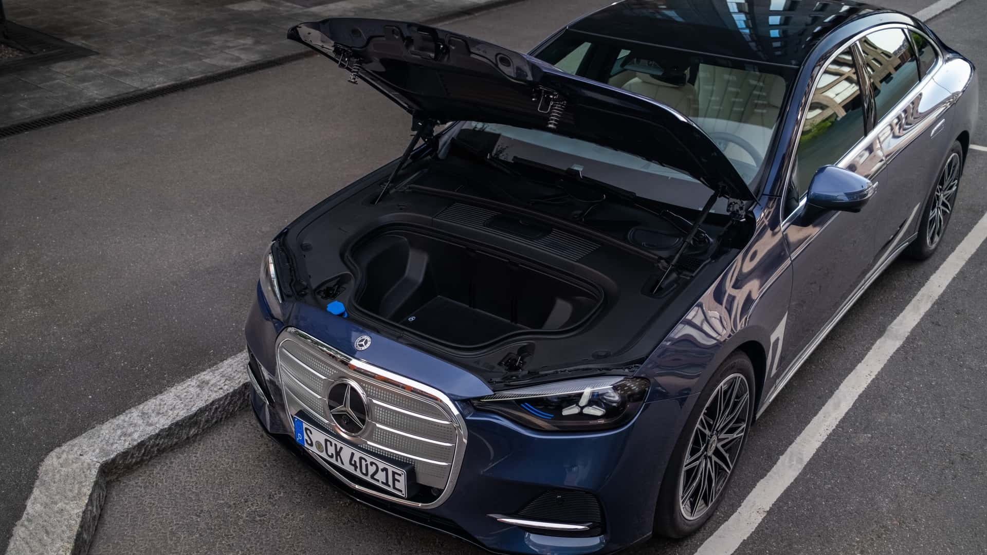 Mercedes Classe C400 EQ (2026) 