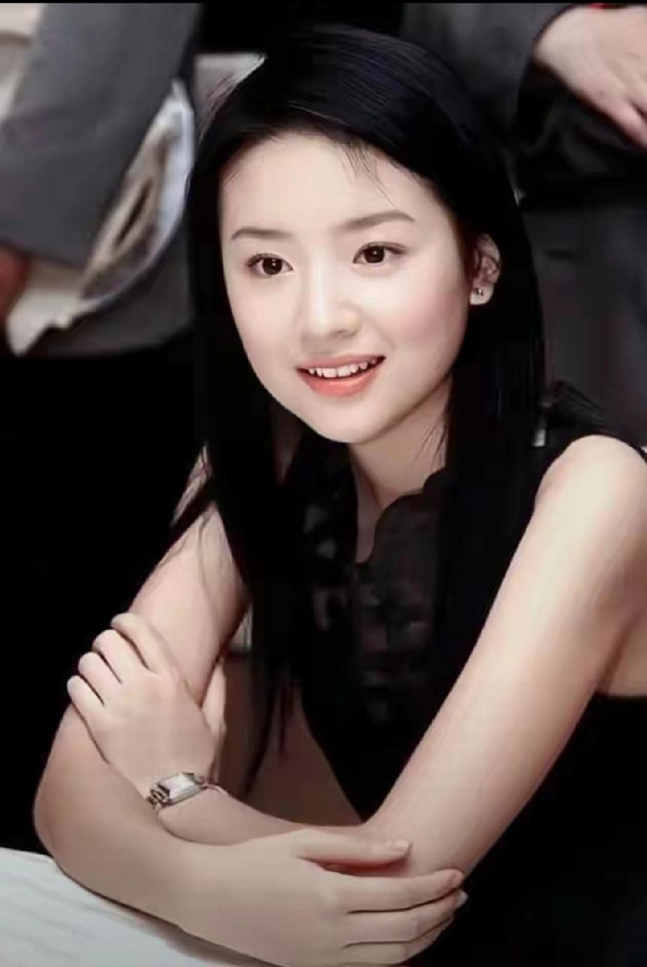 人前女神人后“骗人精”！这3位女星人设崩塌，最后一位太意外
 
        