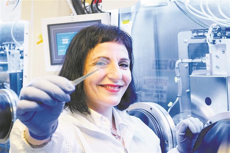 【半透明超薄钙钛矿太阳能电池研发成功】新加坡南洋理工大学科学家成功研发出半透明超