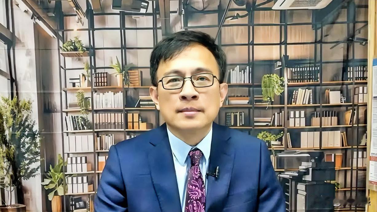 彭文正不惜代价推动两岸统一 绿营：可能是独派卧底

彭文正过去是台湾深绿媒体人，