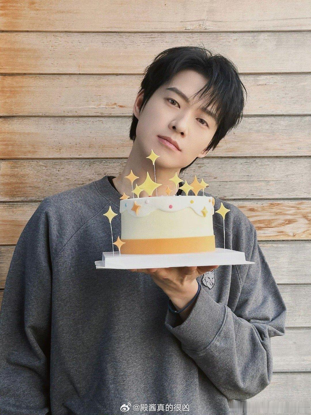 大勋出道17周年快乐！魏大勋1215出道17年快乐