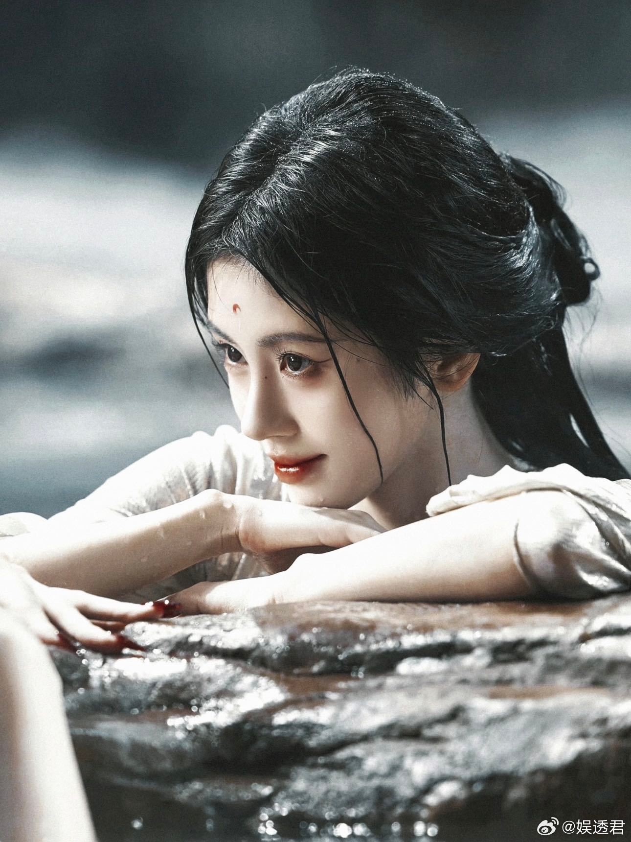 花间令给鞠婧祎月鳞绮纪打call 想象不到的爽快感，恶女上官芷携妖女露芜衣而来，