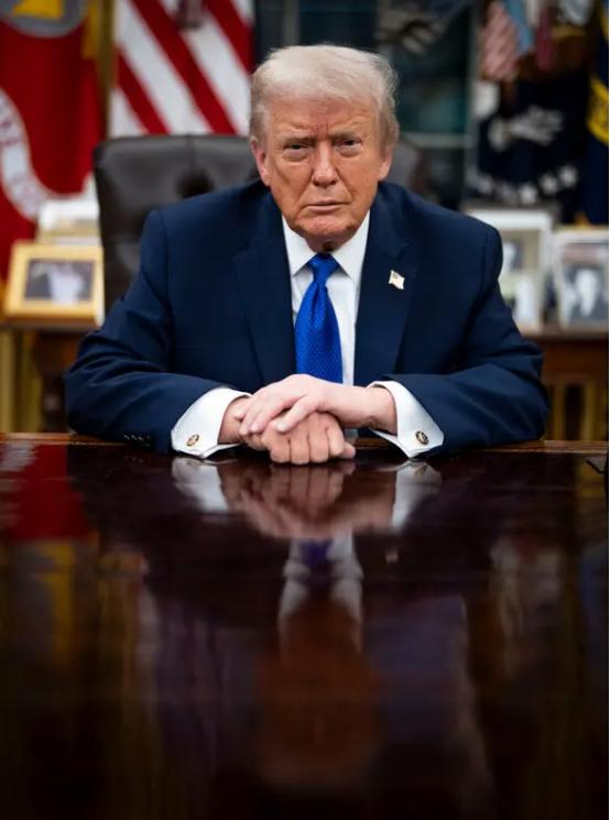 这场战争快把美元霸权打爆了！因为海湾国家快要撑不住了，已经在抛售美债回笼资金，同