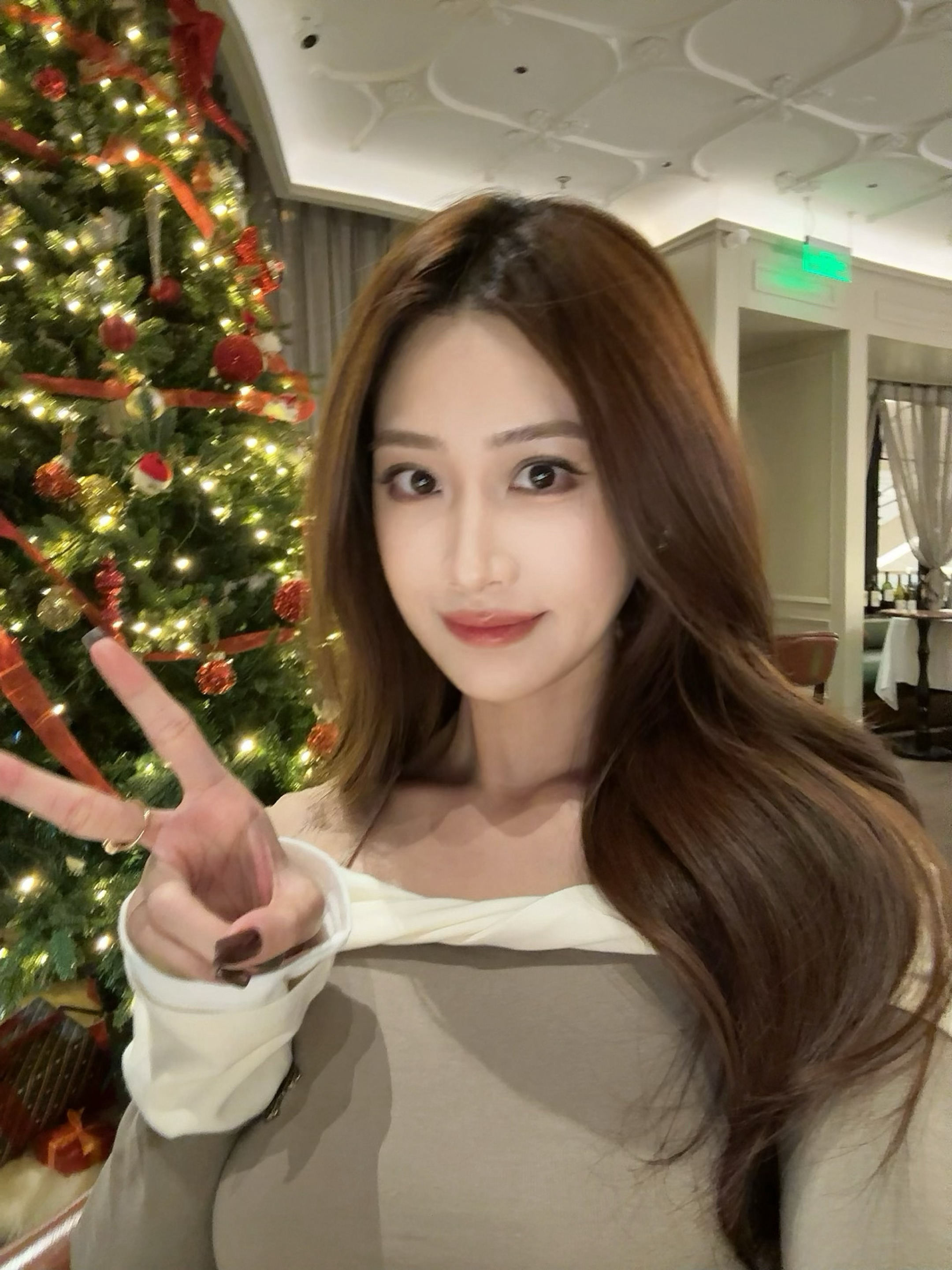 又比这死剪刀手