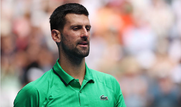 德约上一次在大满贯遇对手连续退赛为16年美网，最终夺亚