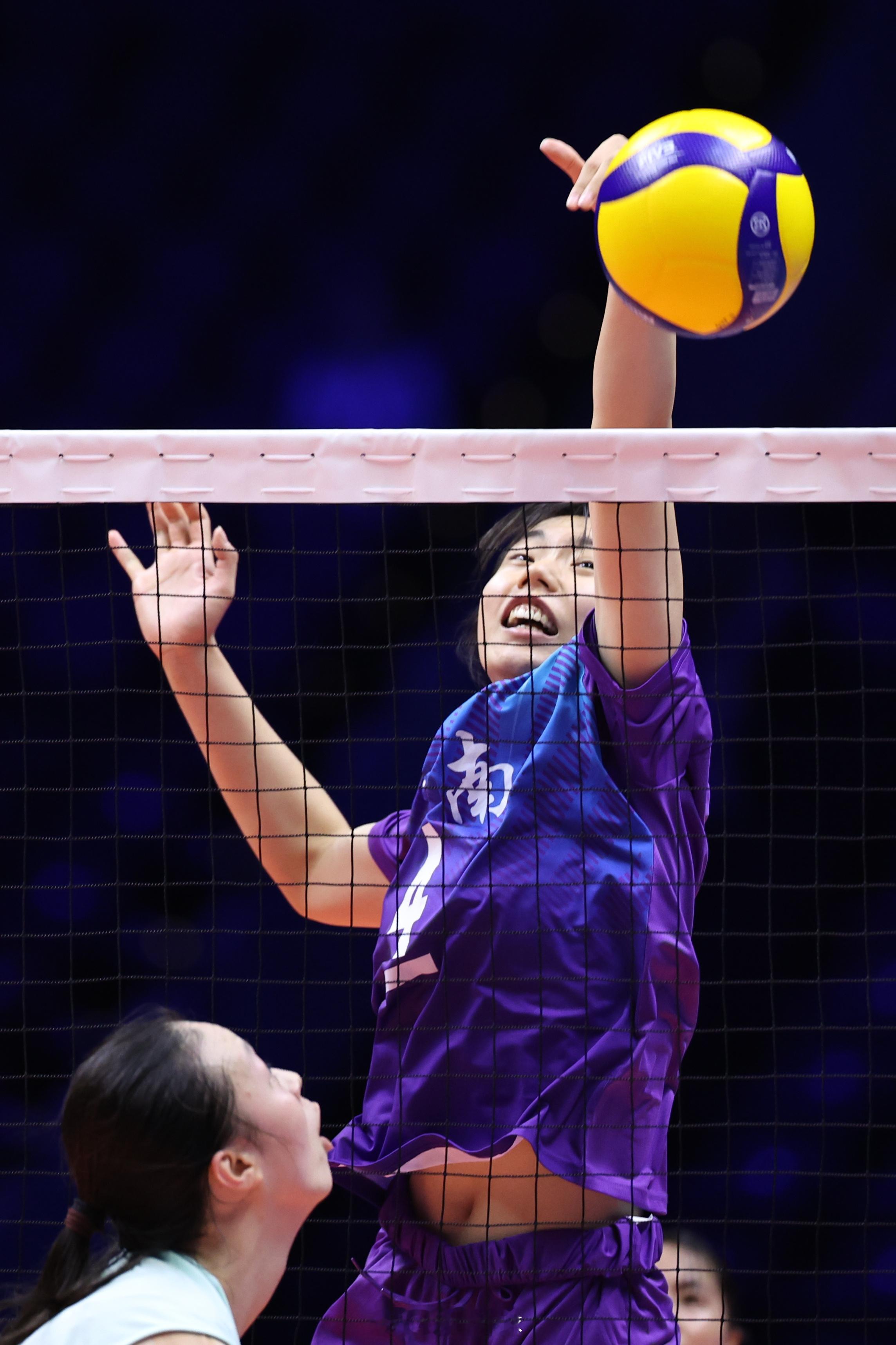 组照：11月15日，在澳门进行的 排球女子成年组小组赛A组比赛中，北京队3比0战