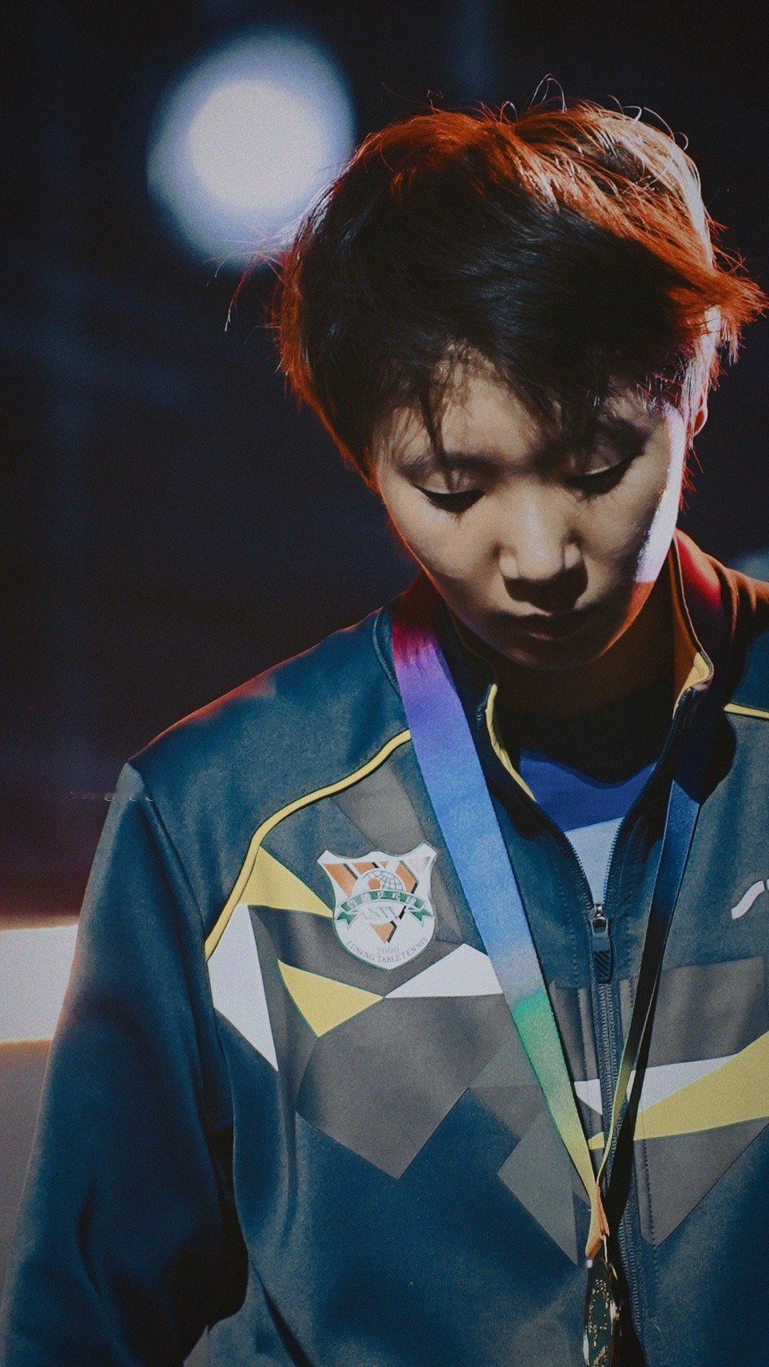 Mirrors and the smoke.｜