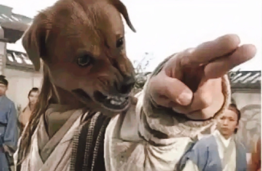 律师解读举报领导母亲财产被判道歉 说了半天是应该走正规渠道。可现在是全网都知道了