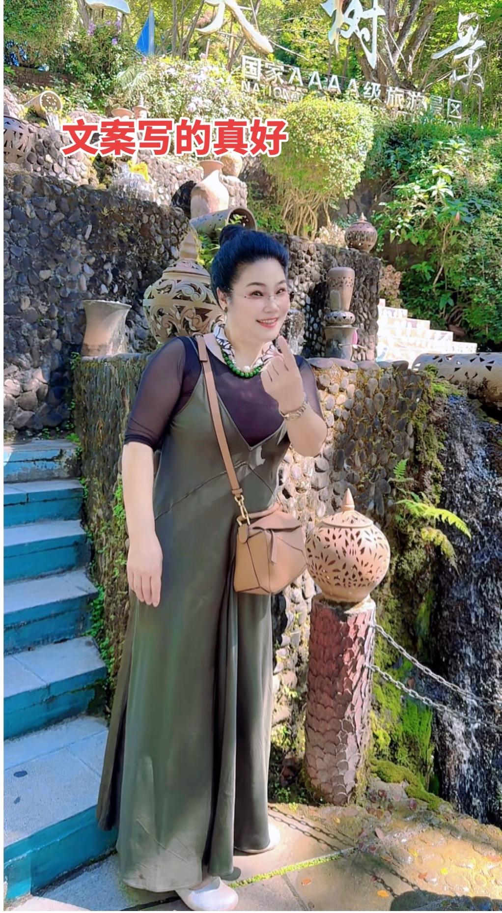 弘一法师说： 花儿谢了，还会再开，春天走了，还会再来。 但人的一生，仅...