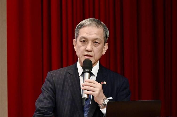 日本自卫队退役上将叫嚣：日本对外提供武器“应列入台湾”。在10日举行的“台日科技