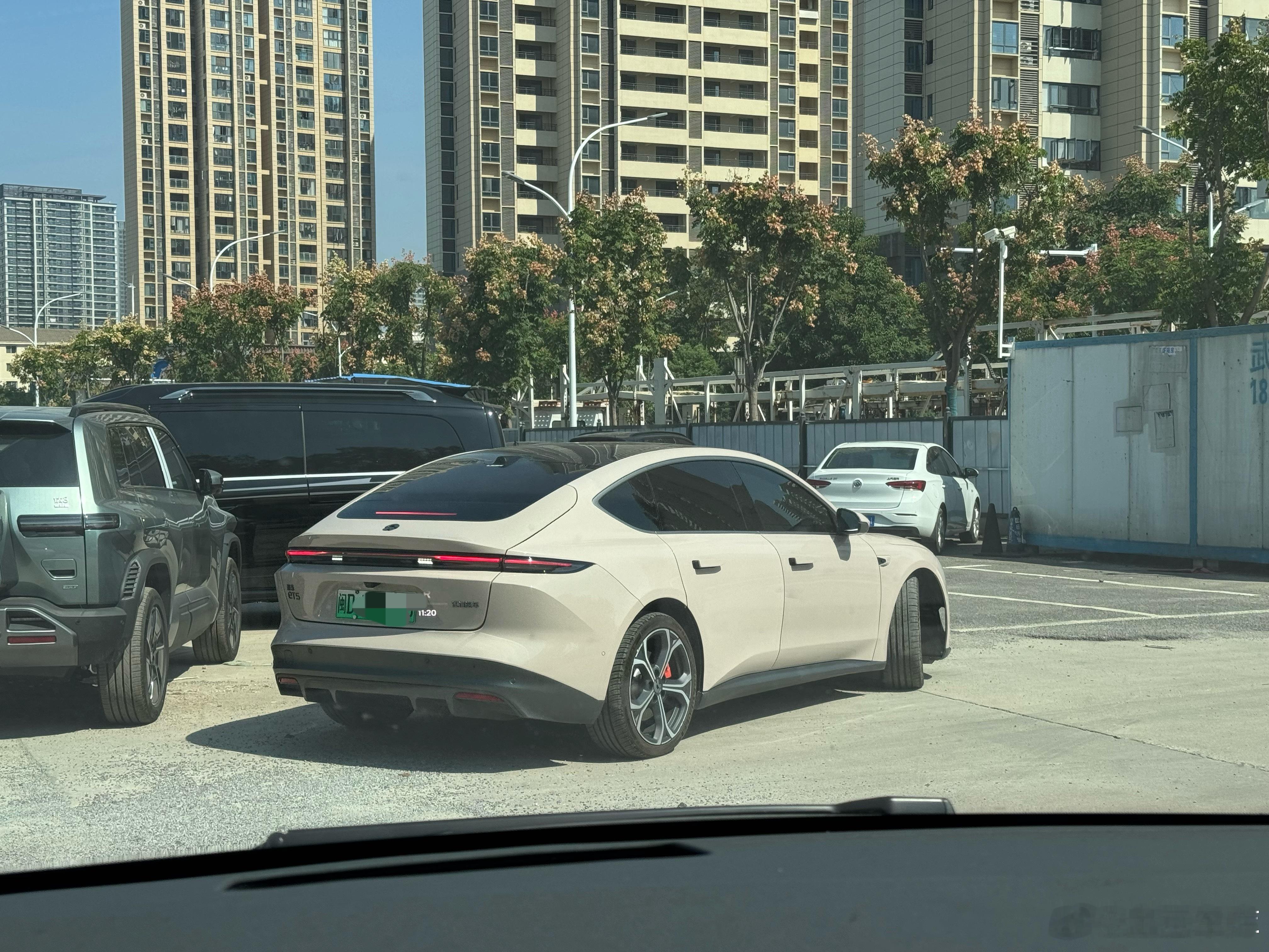 来提方老师的蔚来ET5这真正的靓女一手车[围观] ​​​