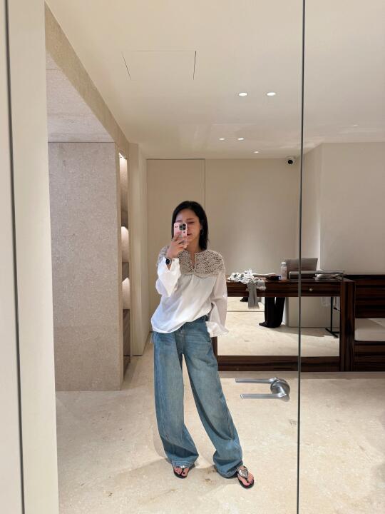 来42度的成都啦 勇士逛街