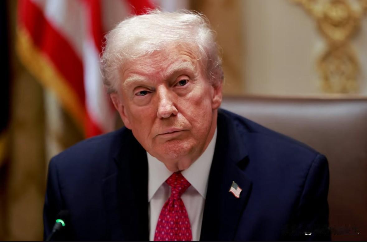 近日特朗普突然在社交平台放话，要对与伊朗做生意的国家和企业，在对美贸易中加征25