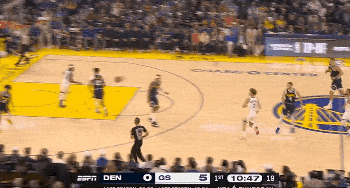 有点东西！勇士未来二人组厉害了！在今天NBA常规赛勇士主场对阵掘金的第一节比赛初