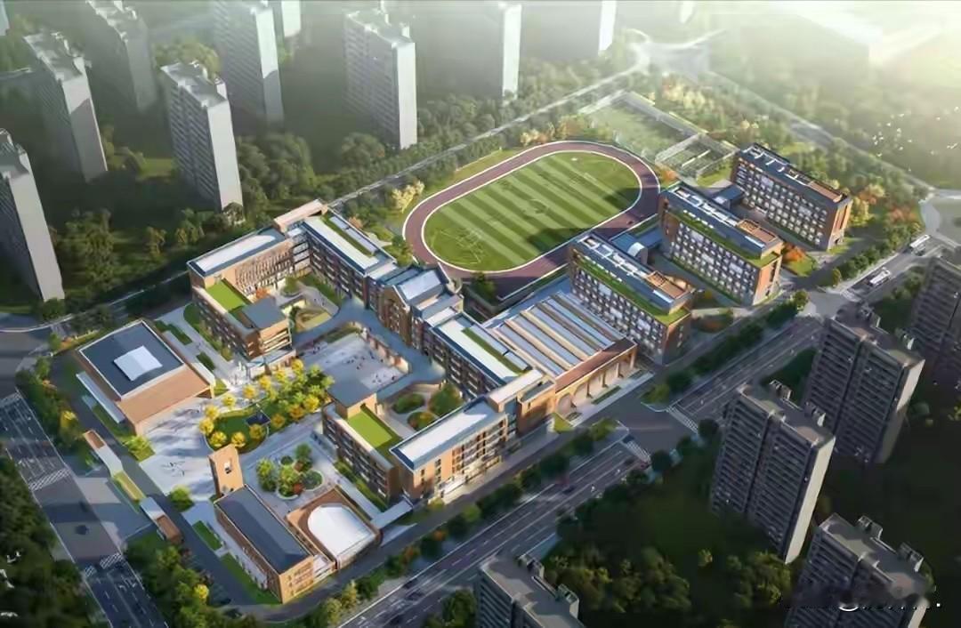 没想到，58中北校区，终于开工建设了。

这是一个非常不错的趋势。青钢板块的几个