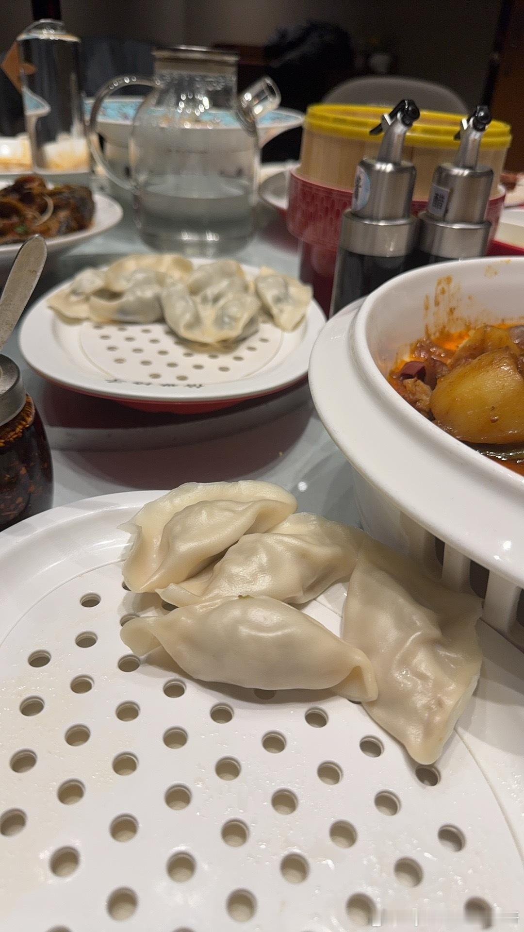 冬至，大家记得吃饺子。