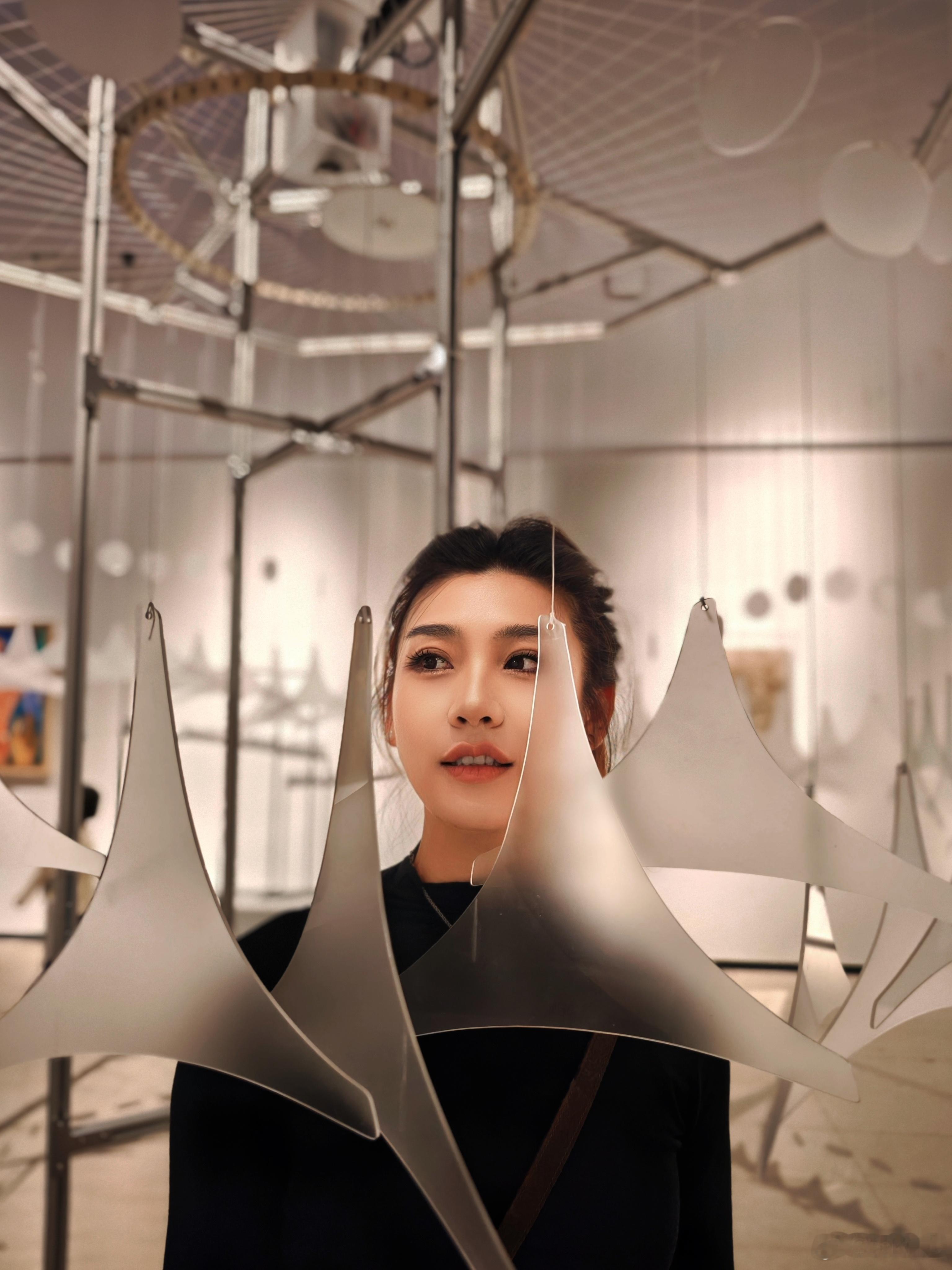 我不允许参加厦门海沧半程马拉松赛 的朋友没去金沙书院看马约翰艺术大展！就在领物旁