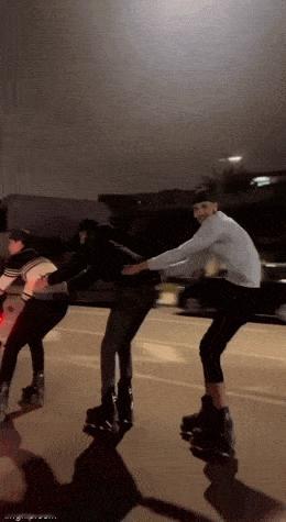不知道刹车是不是就全都起飞了 ​​​