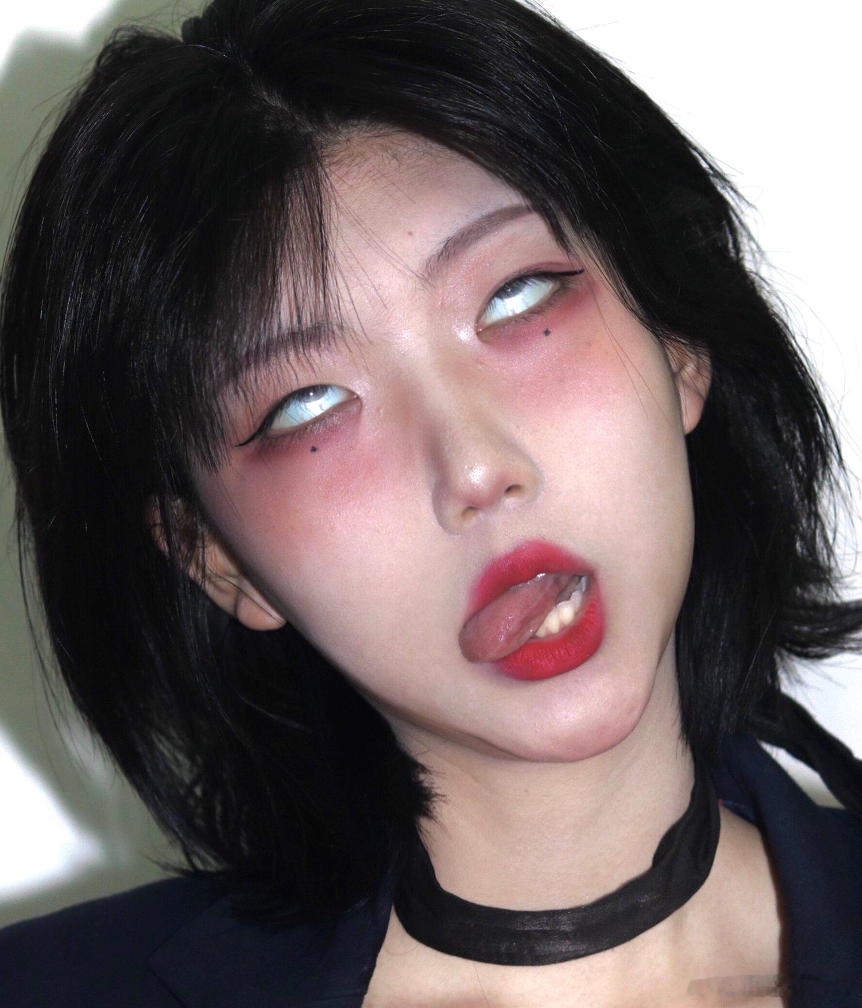 汽车醉难的技术，不是发动机，而是变速箱和底盘。         发动机是有明确指