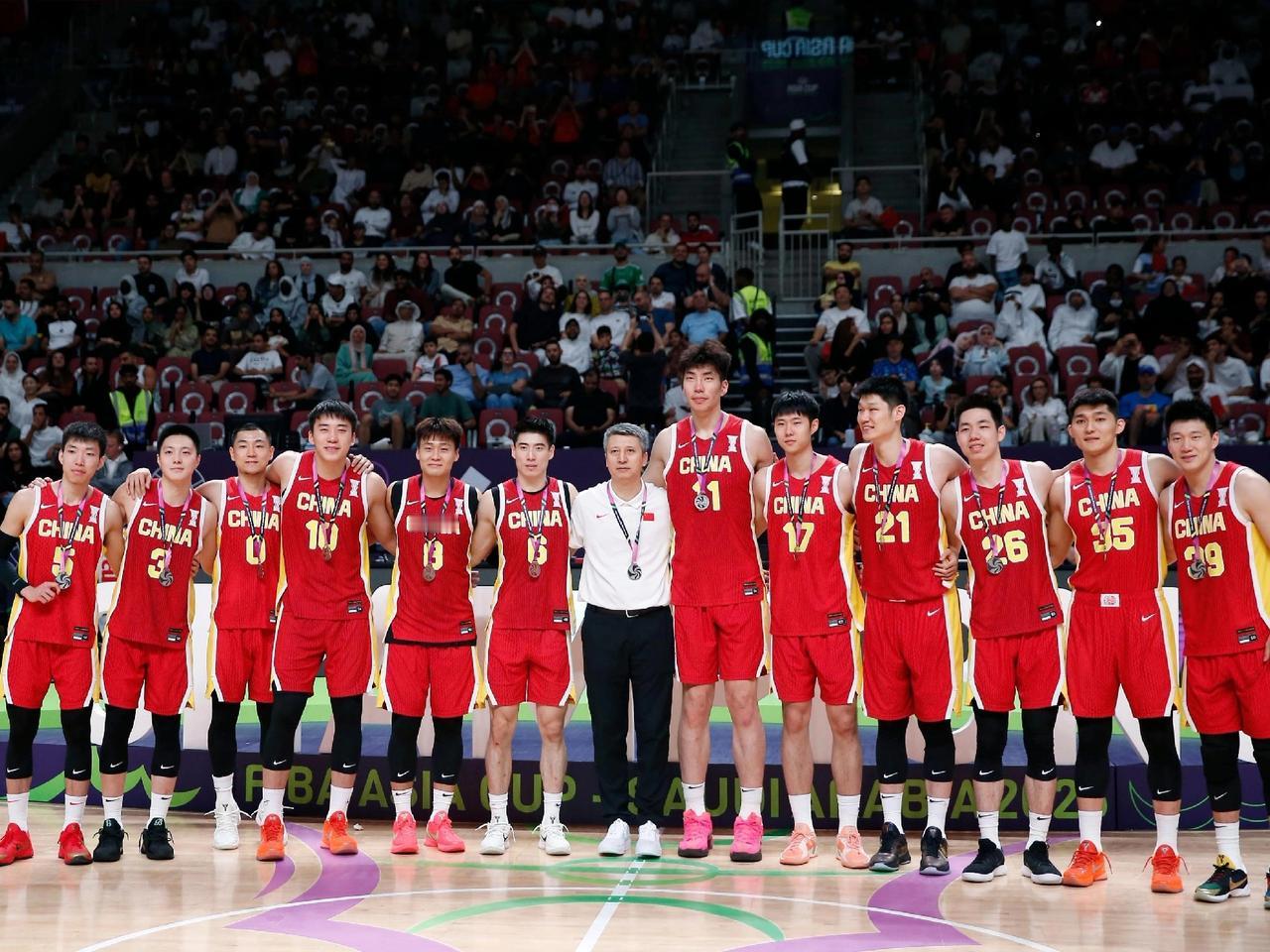 CBA最新消息：据前NBA球员、日本男篮球员渡边雄太接受采访时表示：“中国队在第