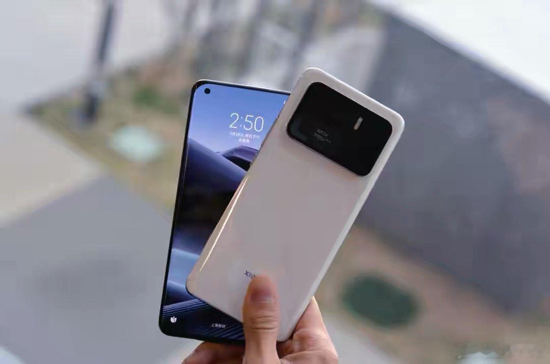 小米16 Ultra？不是吧，这是超前预热了吗？9月份小米16系列发布，但是应该