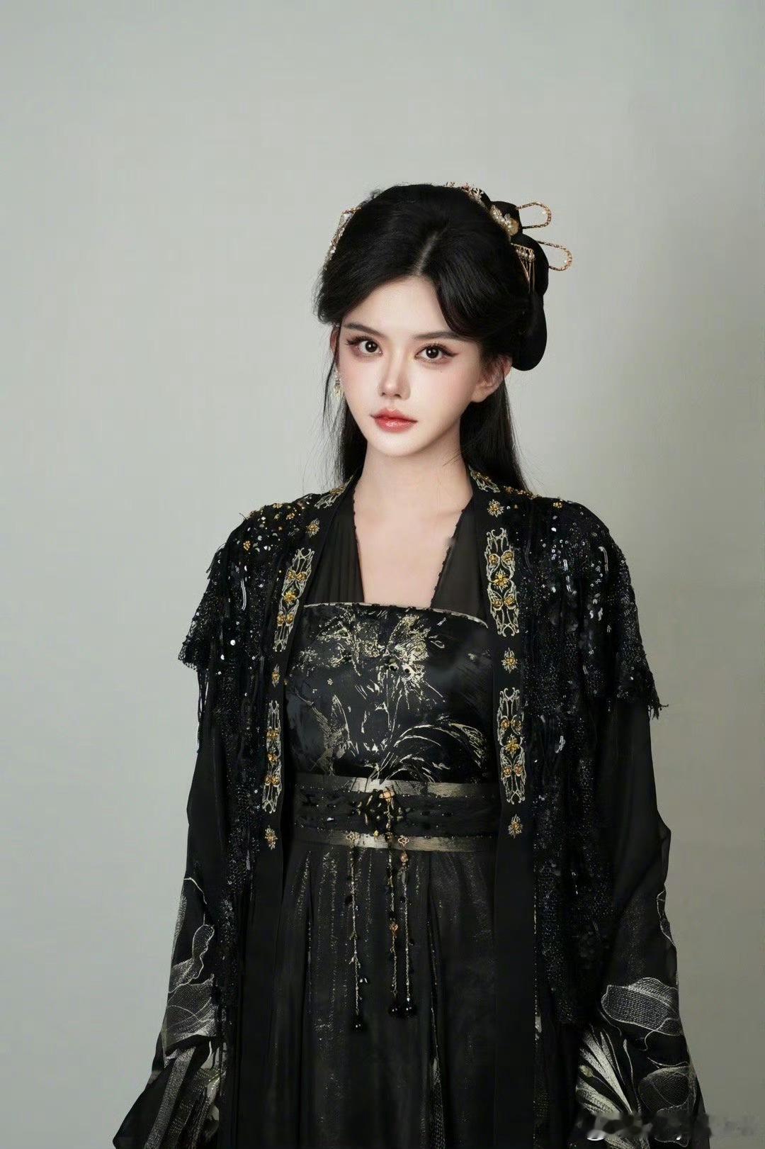 韩安冉吐槽宋浩然视奸她还不如老老实实的继续拍短剧📺以前对她的印象就是综艺里大大