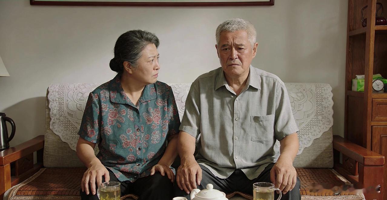 搭伙老伴每月要我三千生活费，不给就分手值吗？
 
我今年65岁，老伴去世五年了，