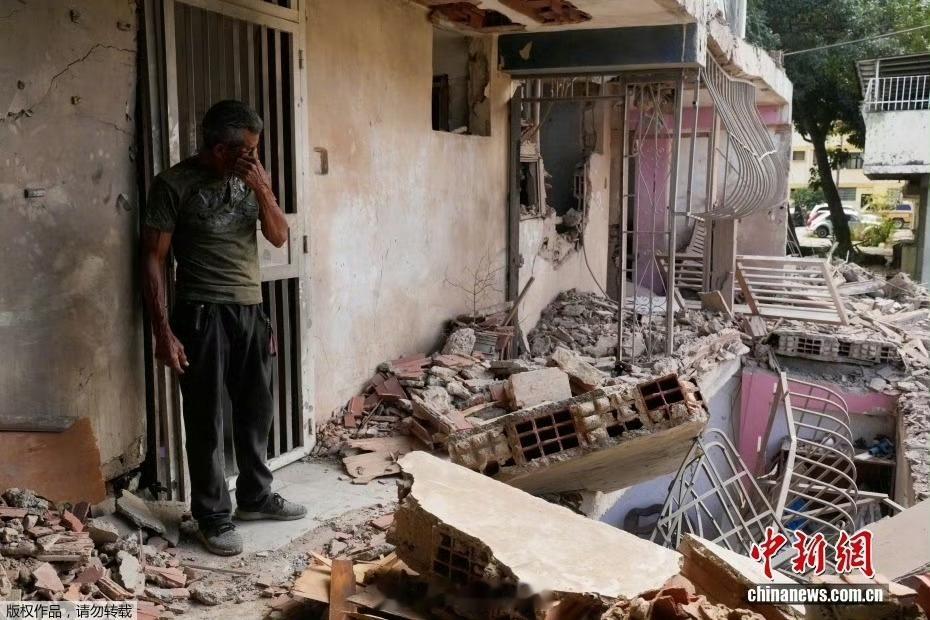 委内瑞拉遭美军空袭后现场图都说了苦的都是老百姓民不聊生 